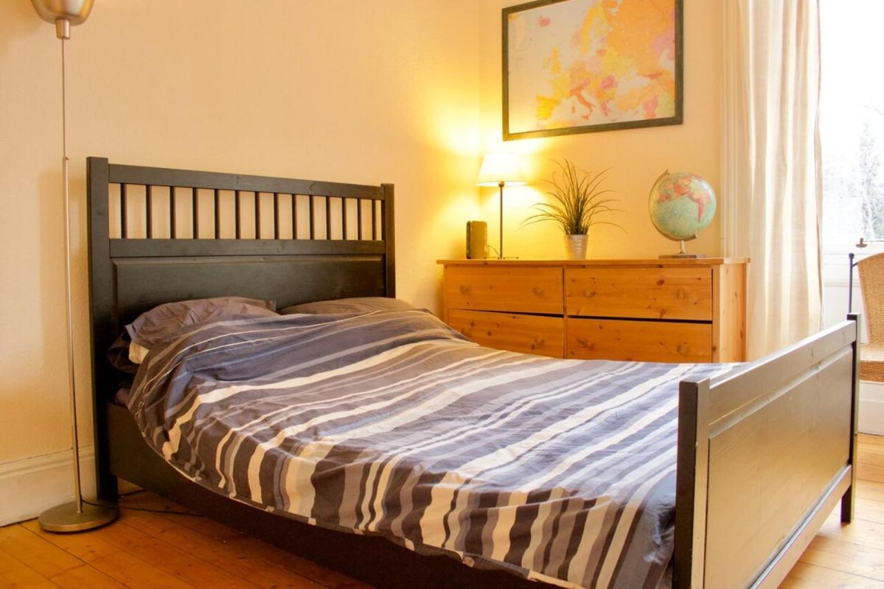 Classic Edinburgh Flat In The Heart Of Morningside Buitenkant foto